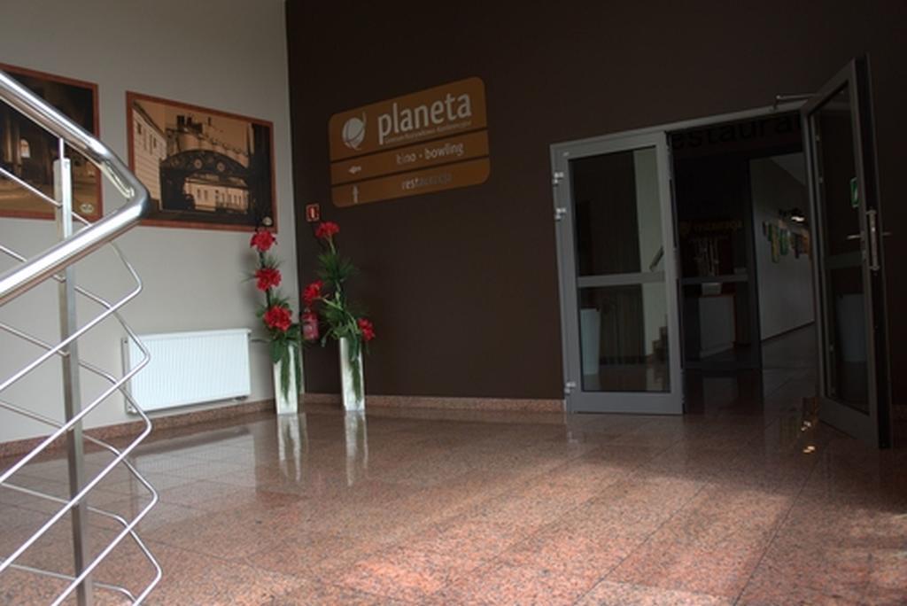 Quest Hotel - Dawniej Hotel Planeta Brzesko Exterior photo